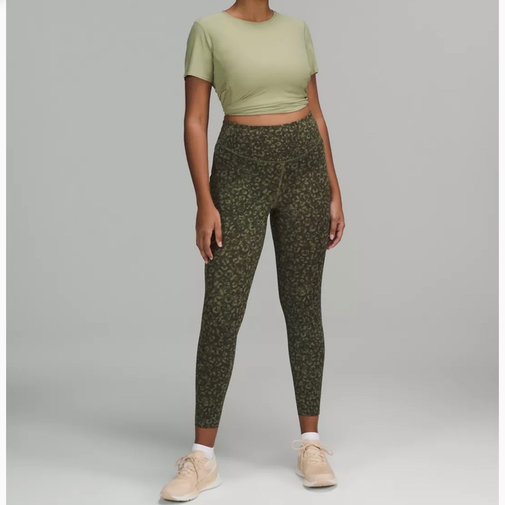 Lululemon NWT Base Pace High-Rise Crop 23" size 6 Camo wunder